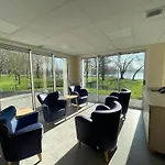 Apartahotel Relais Les Rives Du Coulonges-sur-Sarthe