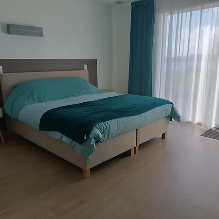 Apart-hotel Relais Les Rives Du Coulonges-sur-Sarthe