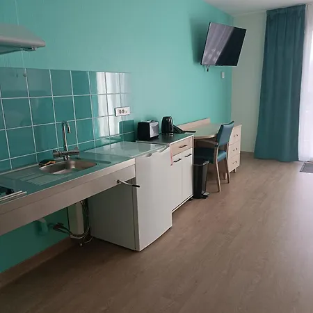Ξενοδοχείο με διαμερίσματα Relais Les Rives Du Coulonges-sur-Sarthe