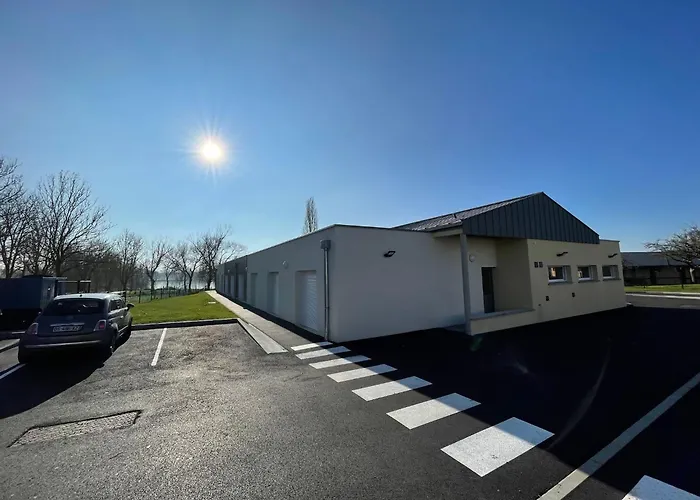 Relais Les Rives Du Apart-hotel Coulonges-sur-Sarthe